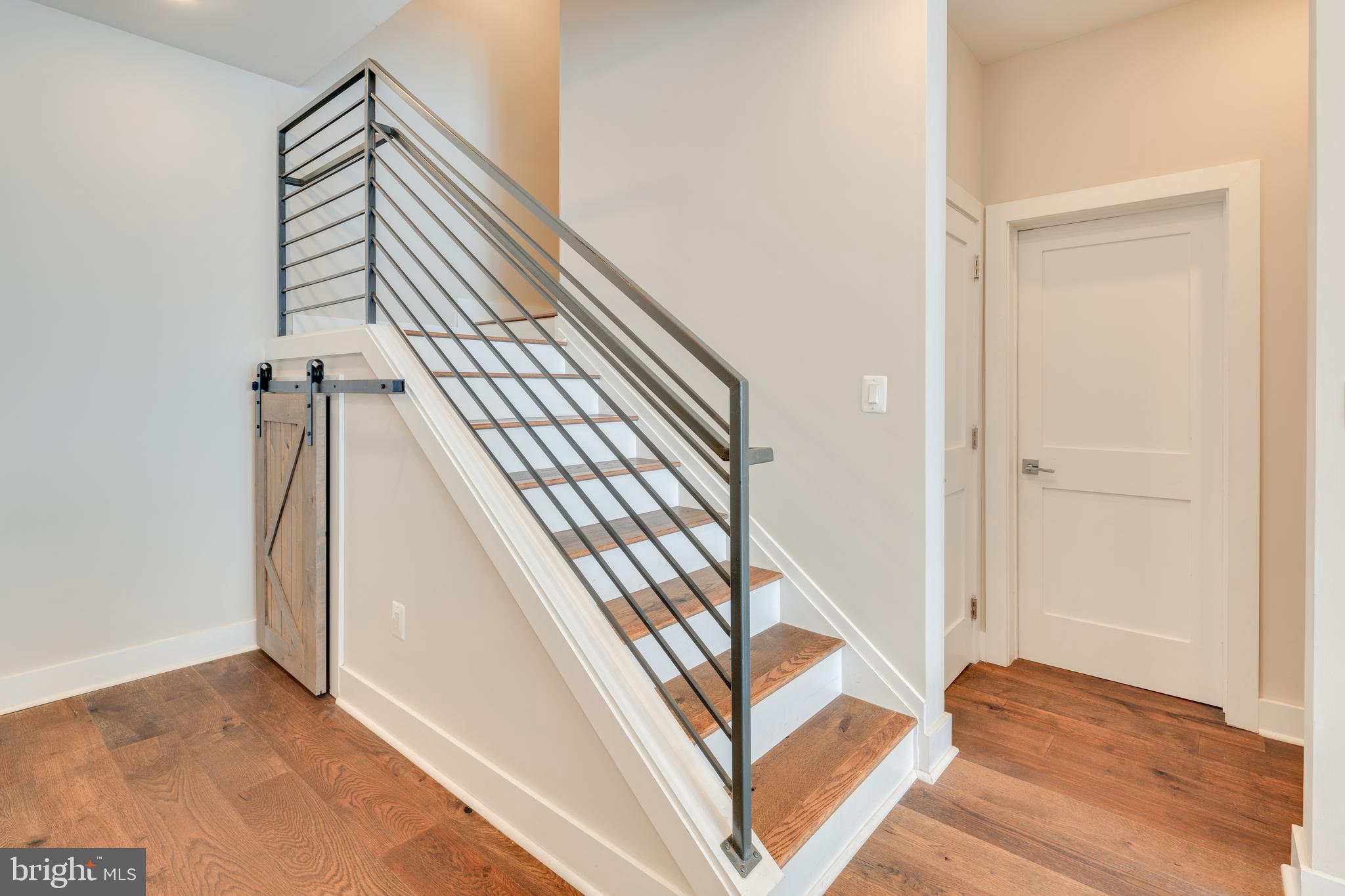 2200 3rd STREET NE Unit: 3