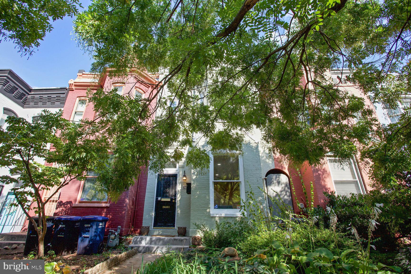 425 5th STREET NE