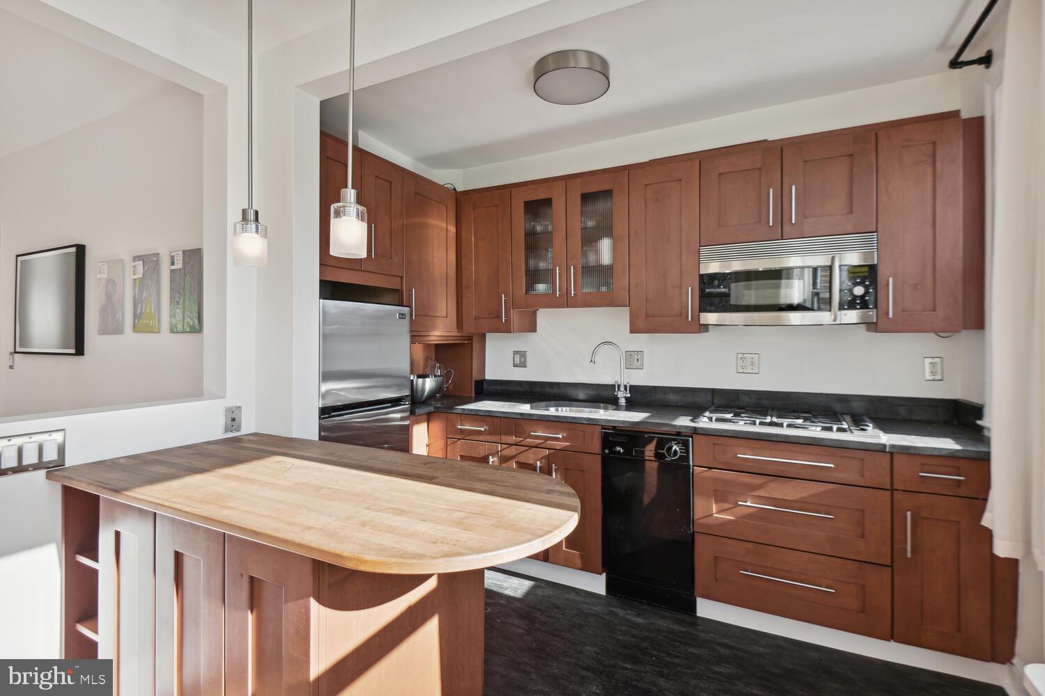 3600 Connecticut AVENUE NW Unit: 404