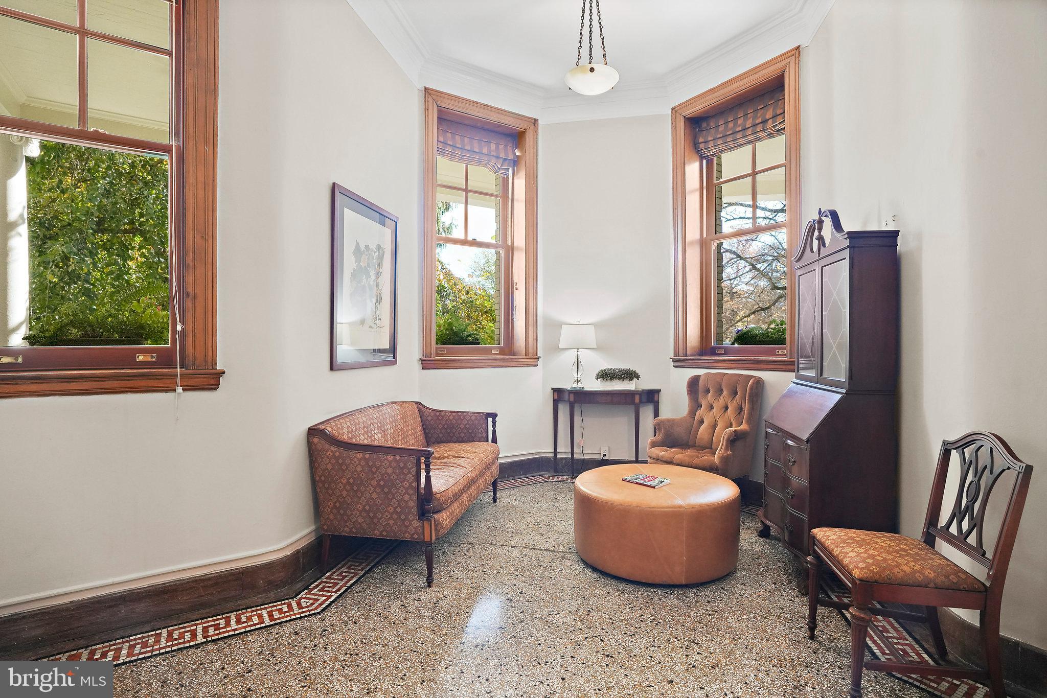 2853 Ontario ROAD NW Unit: 311