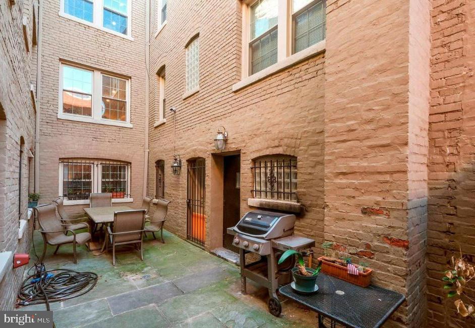 410 15th STREET NE Unit: 12