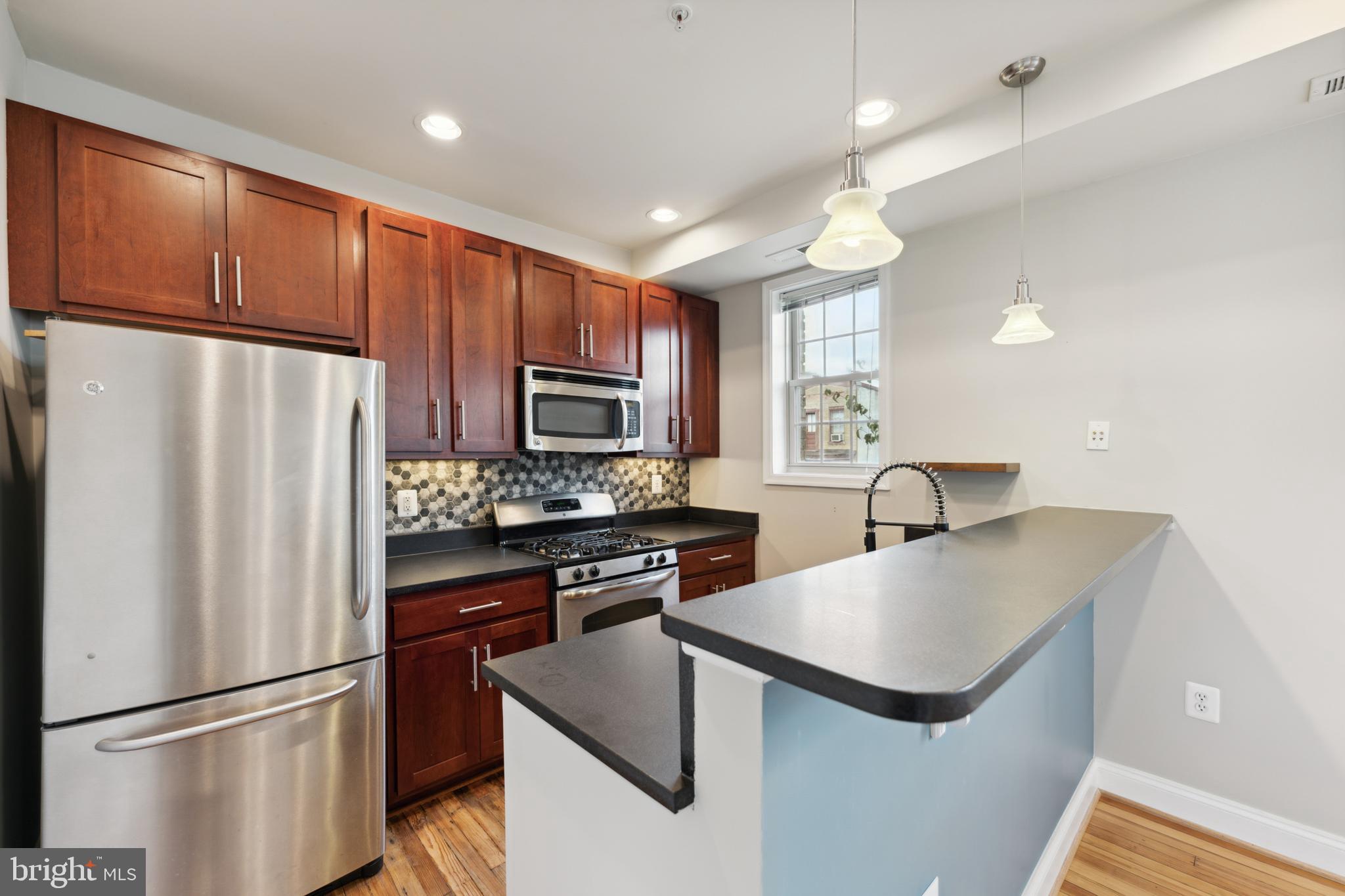 410 15th STREET NE Unit: 12
