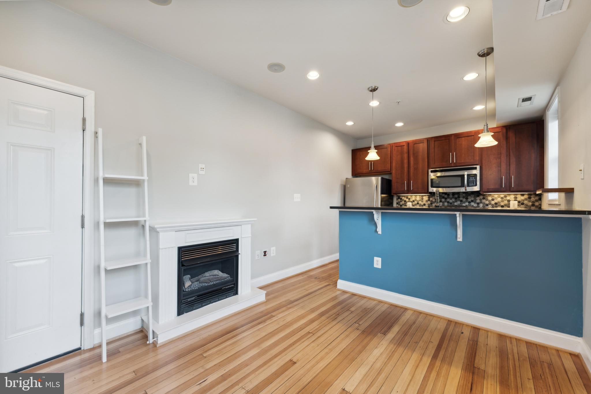 410 15th STREET NE Unit: 12