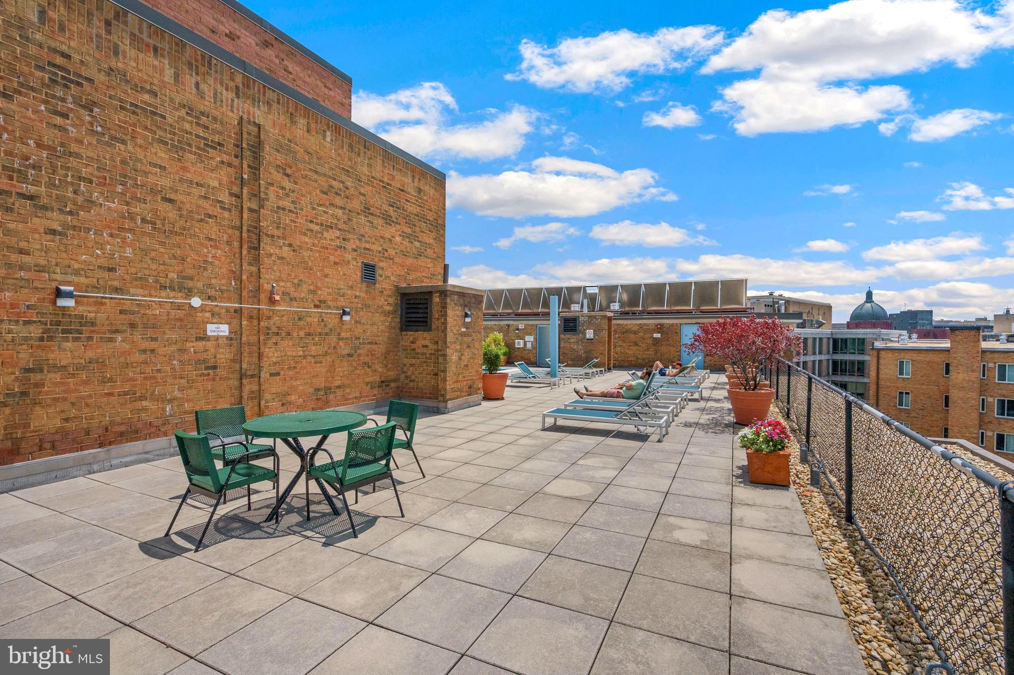 1718 P STREET NW Unit: 504