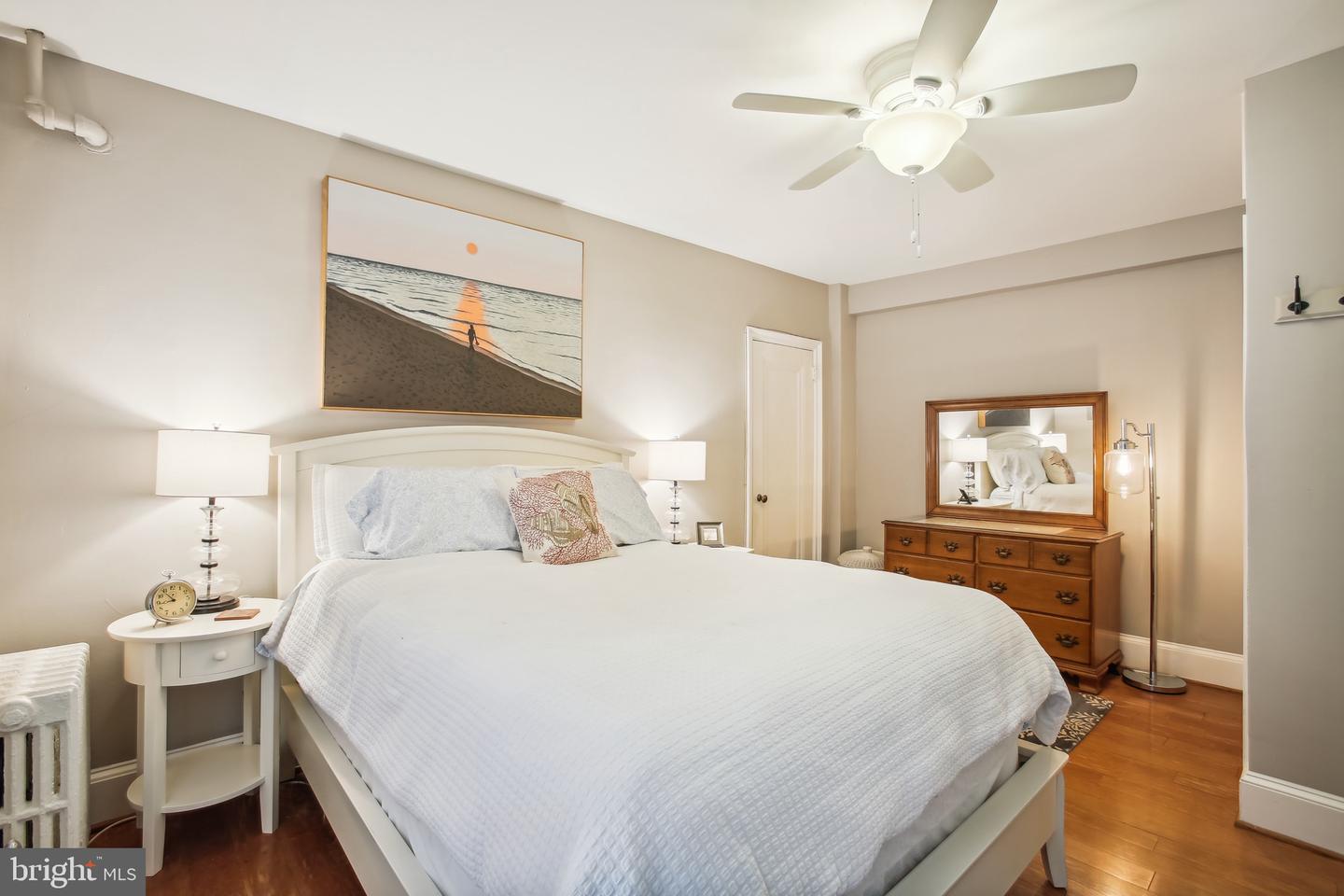 2100 19th STREET NW Unit: 404