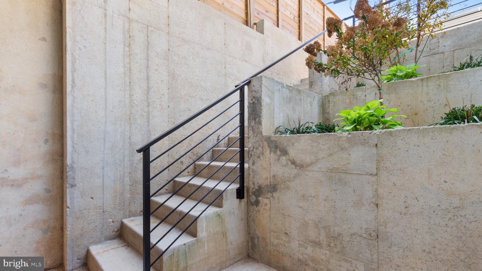 1638 TRINIDAD AVENUE NE 1