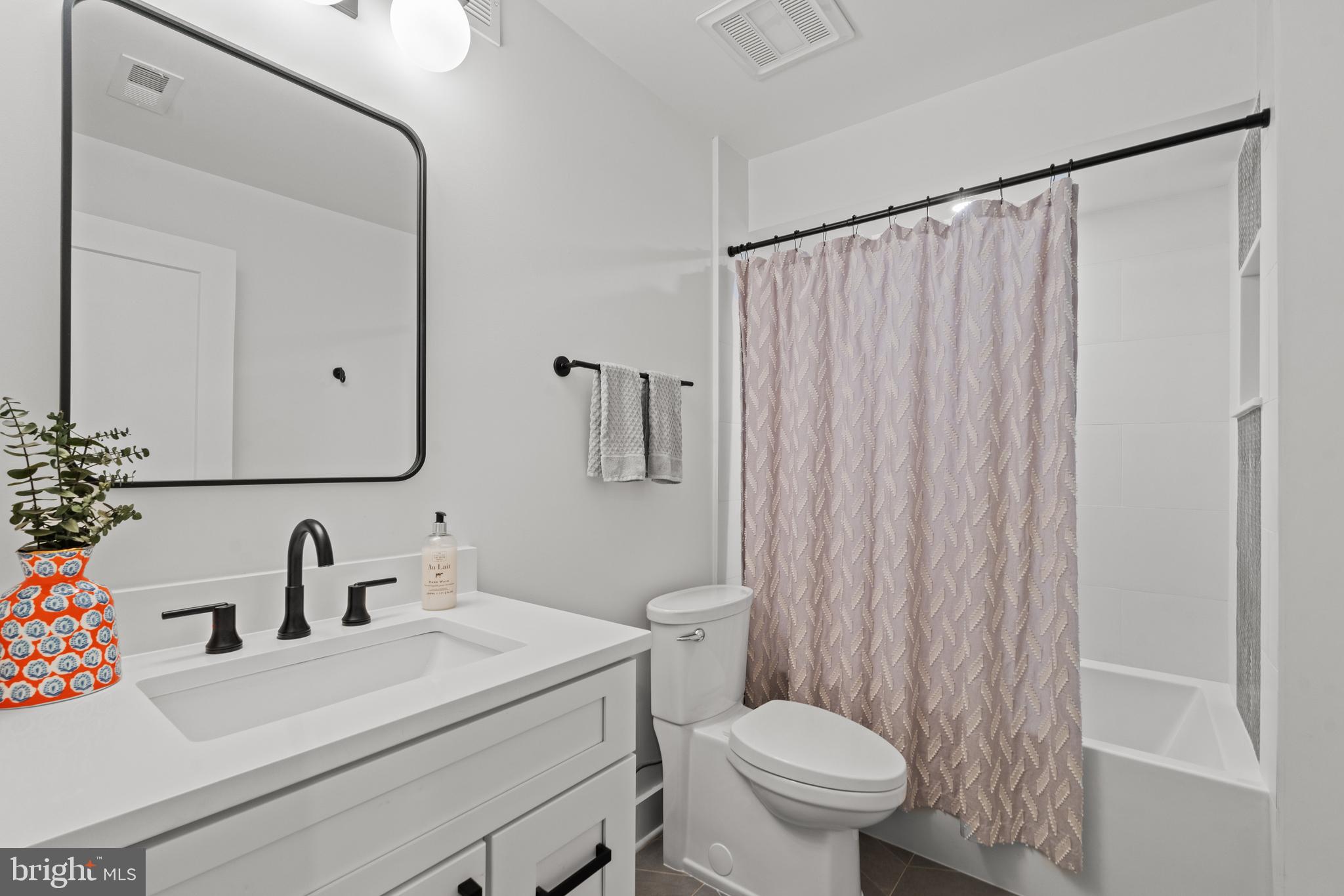 610 I St NE #610