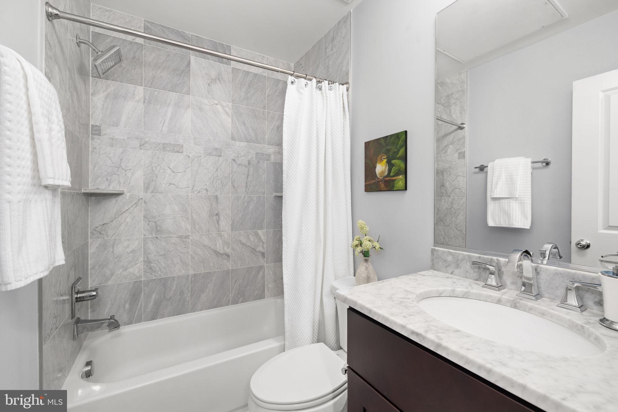 611 2nd STREET NE Unit: 3