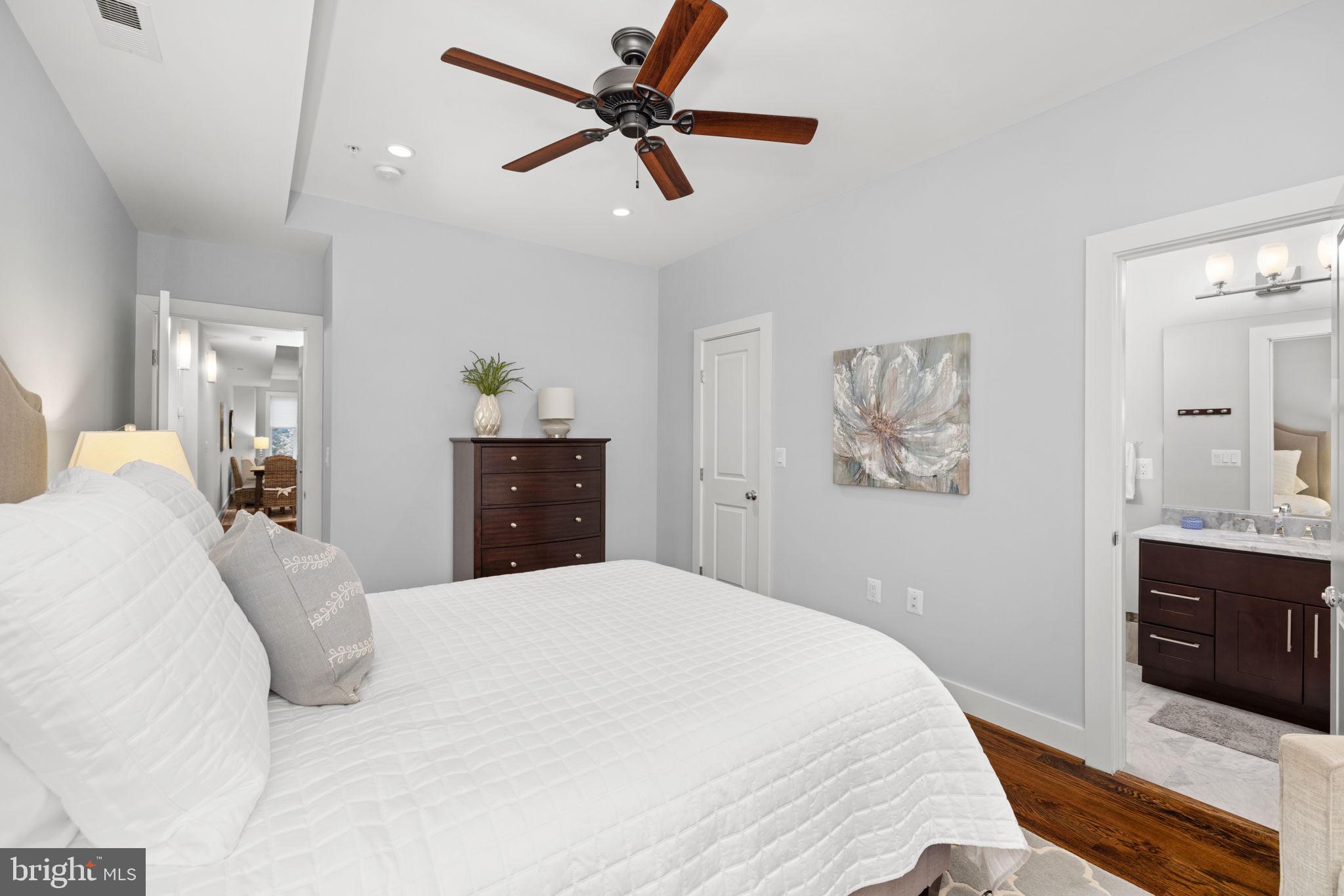 611 2nd STREET NE Unit: 3