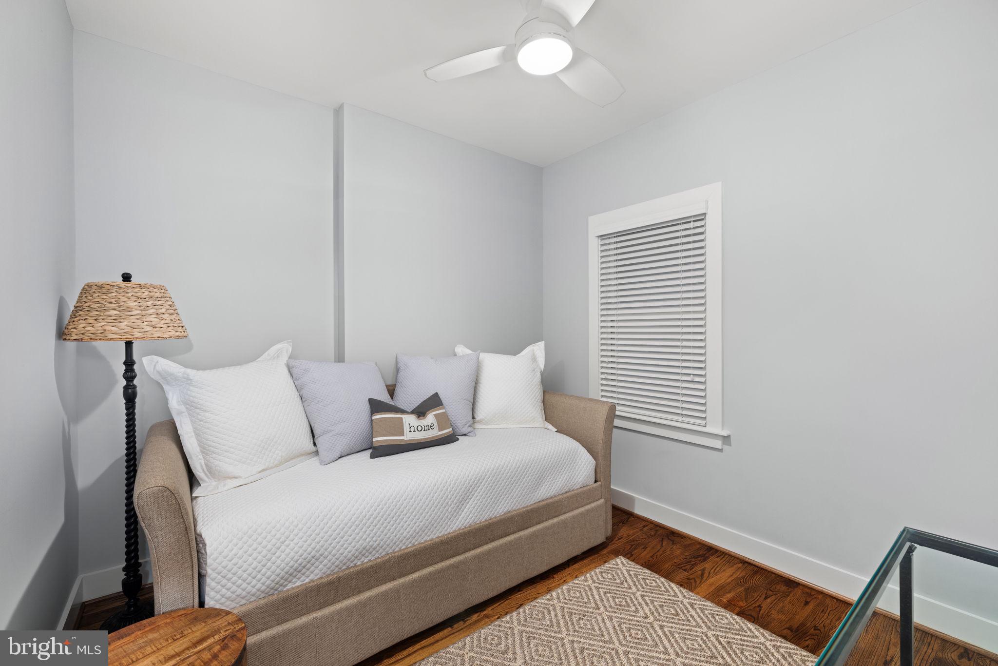 611 2nd STREET NE Unit: 3