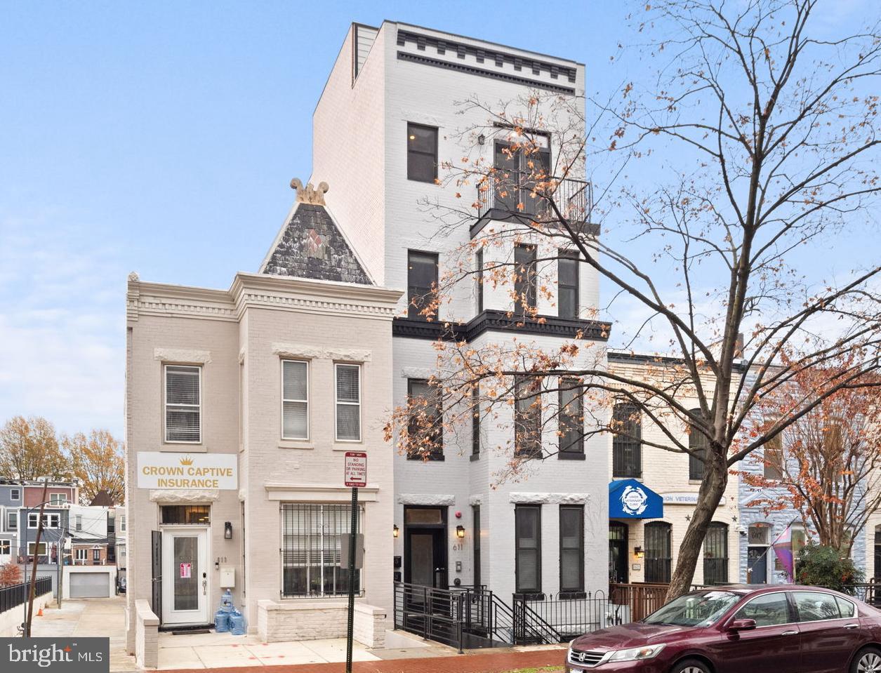 611 2nd STREET NE Unit: 3