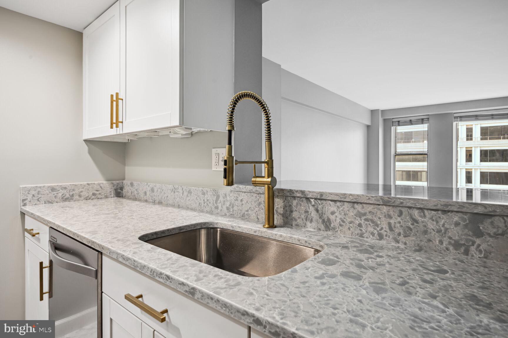 601 Pennsylvania AVENUE NW Unit: 1101N