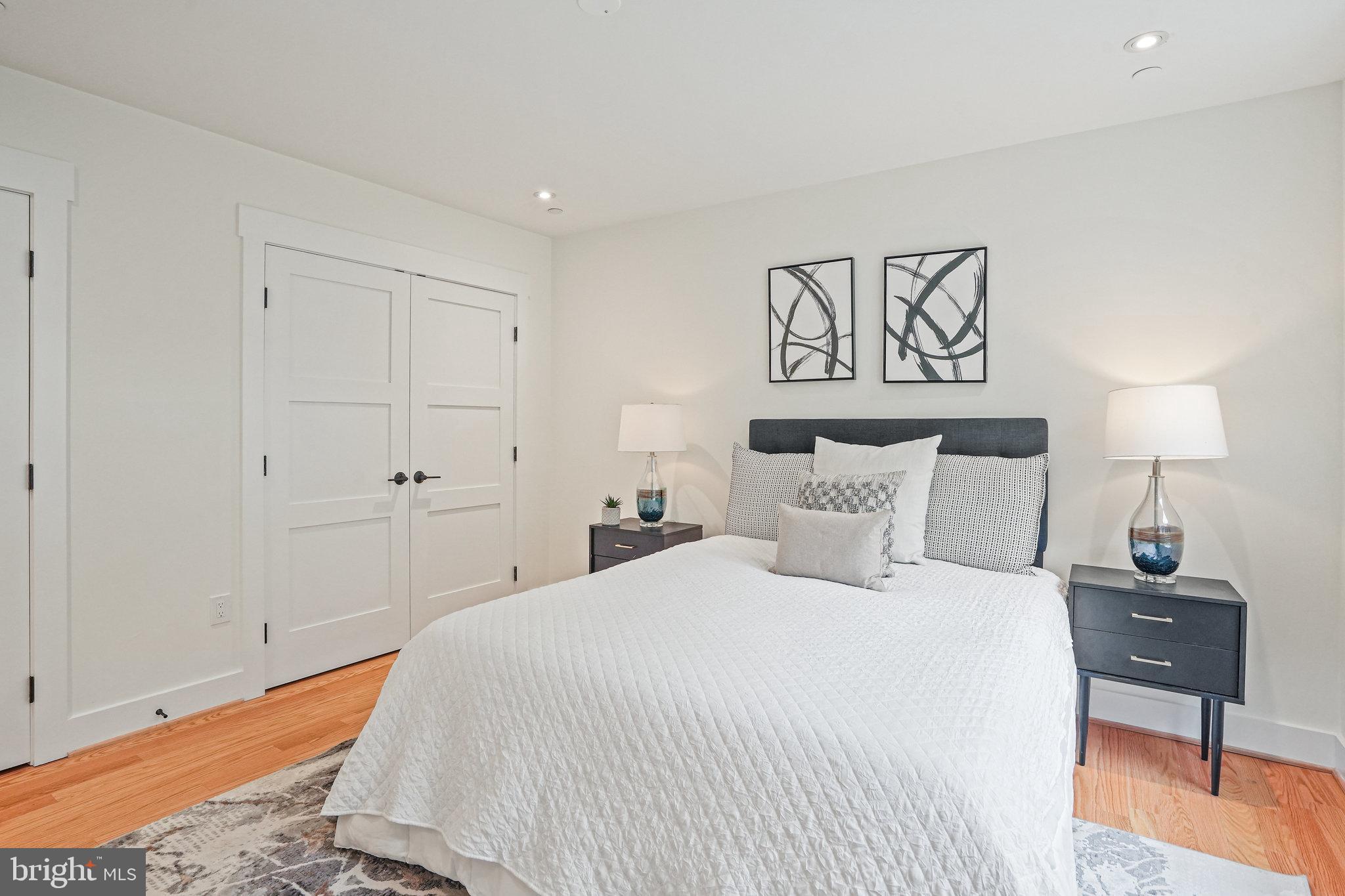 826 Varnum STREET NW Unit: 1