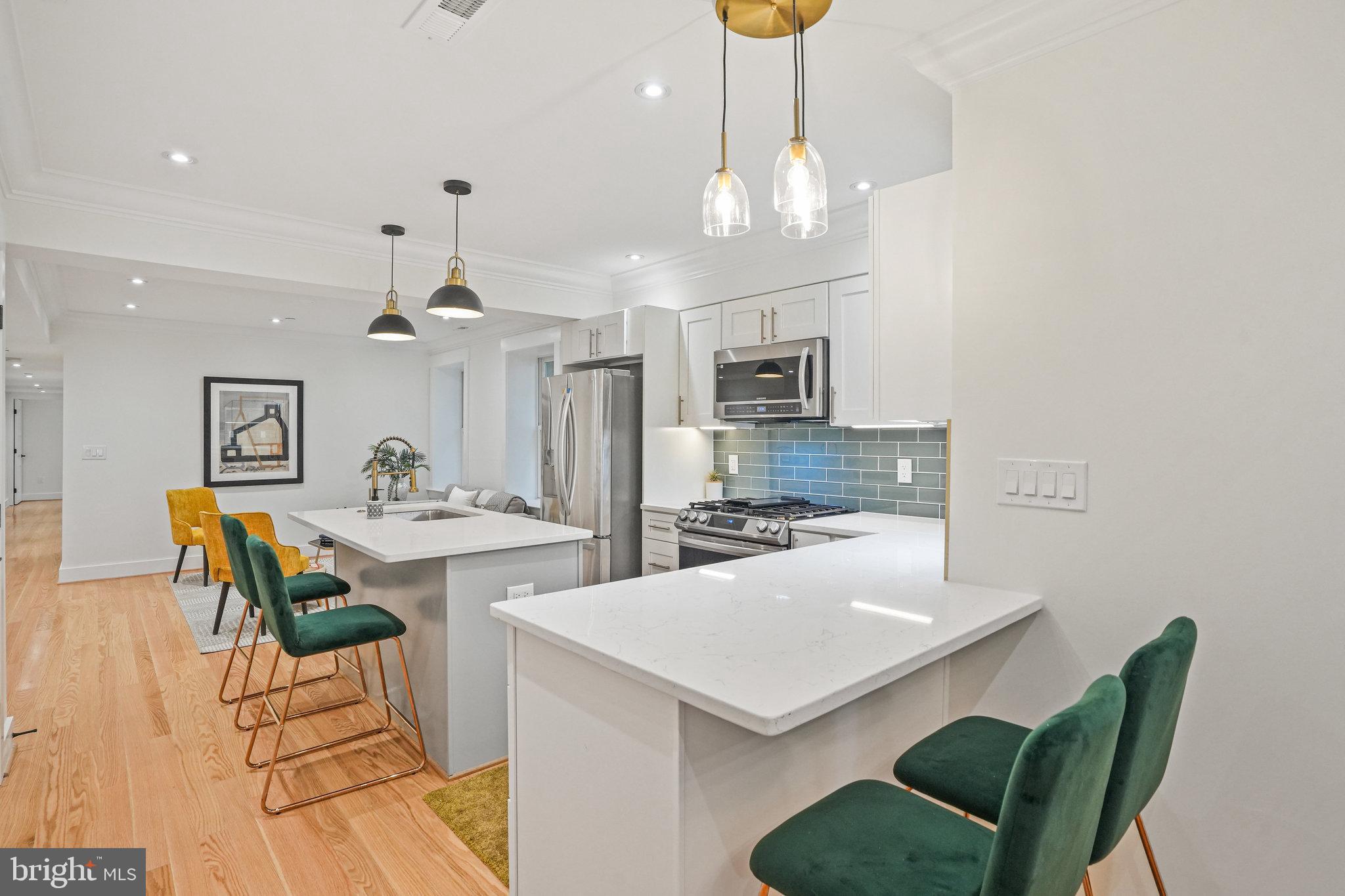 826 Varnum STREET NW Unit: 1
