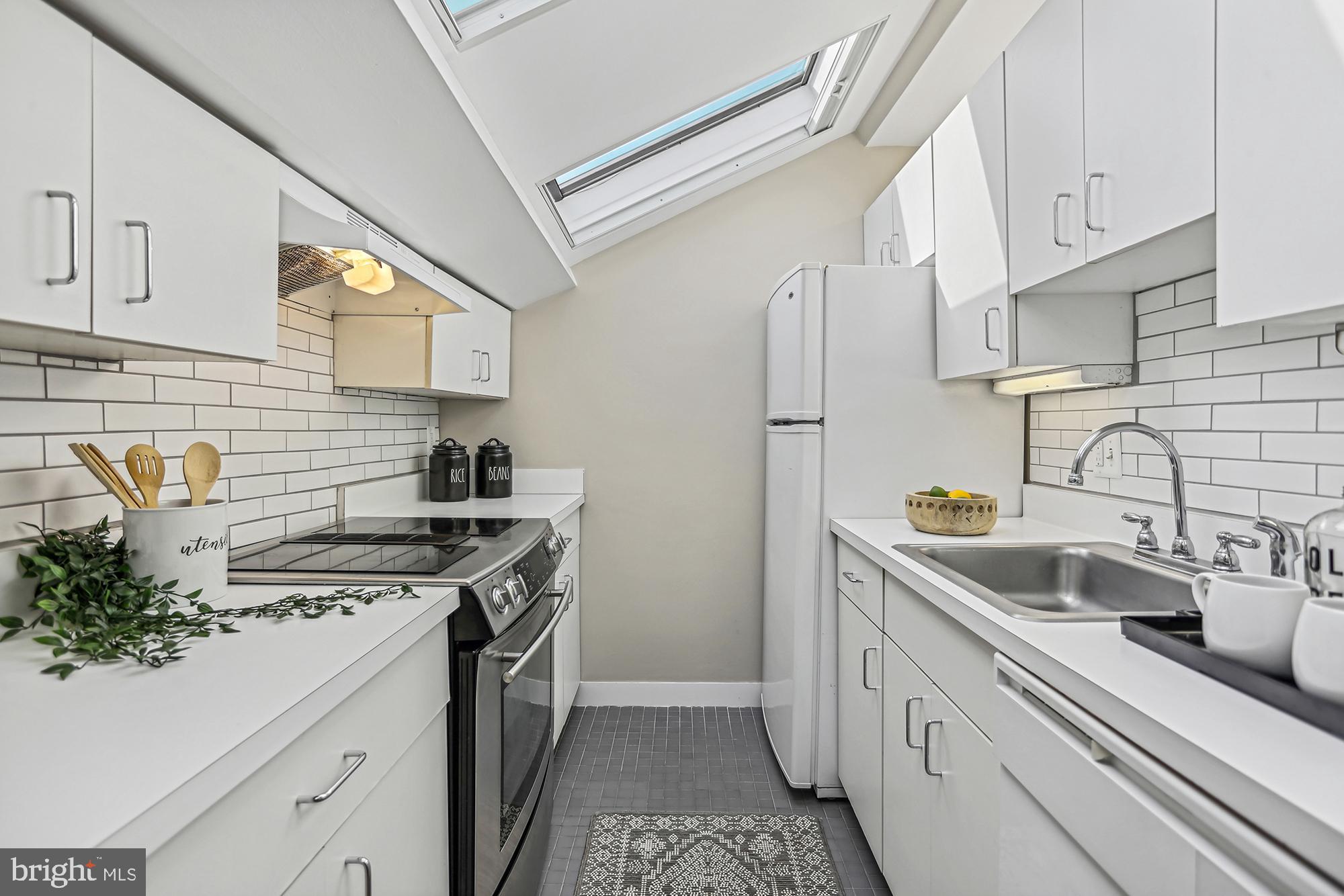 1930 New Hampshire Avenue NW Unit: 55