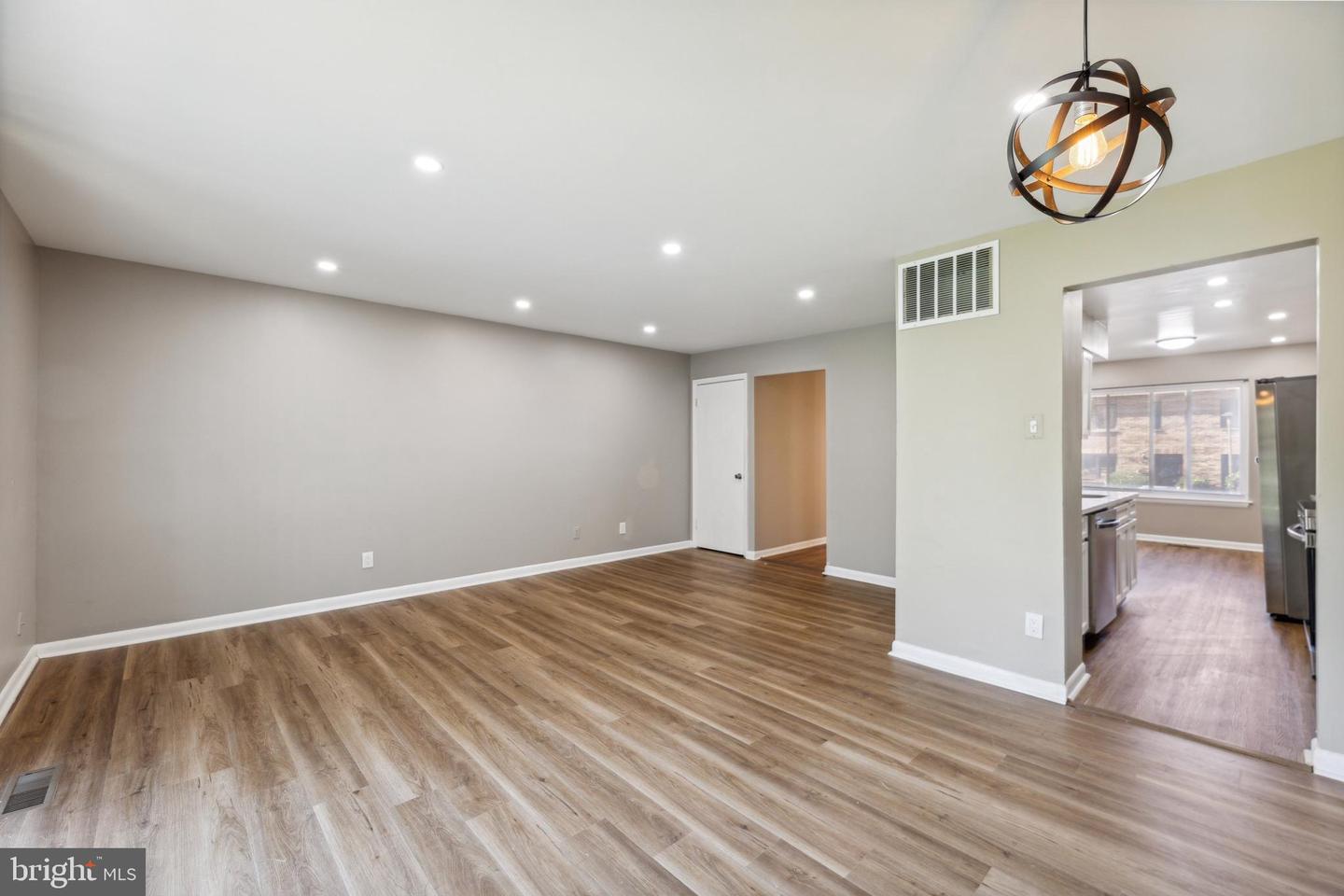 3197 Apple Road NE Unit: 9