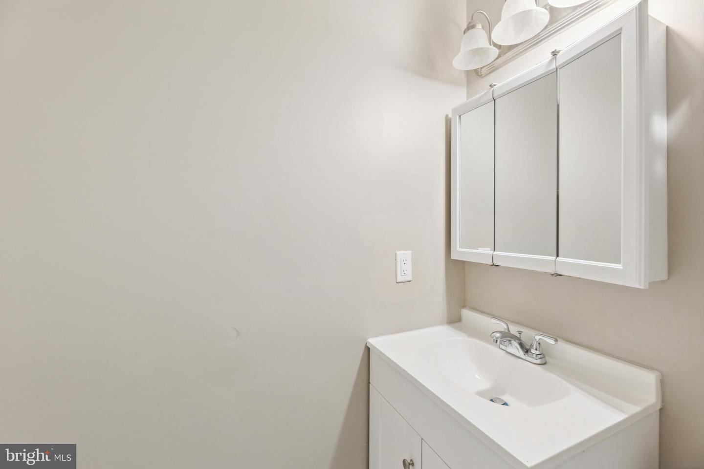 3197 Apple Road NE Unit: 9