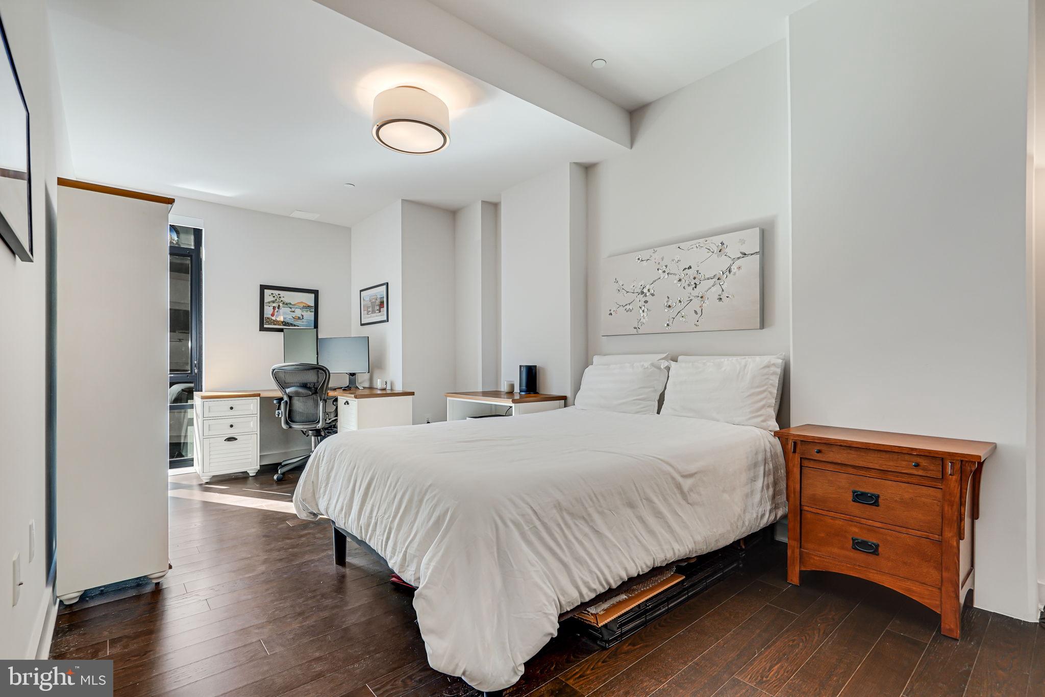 70 N St SE #N213