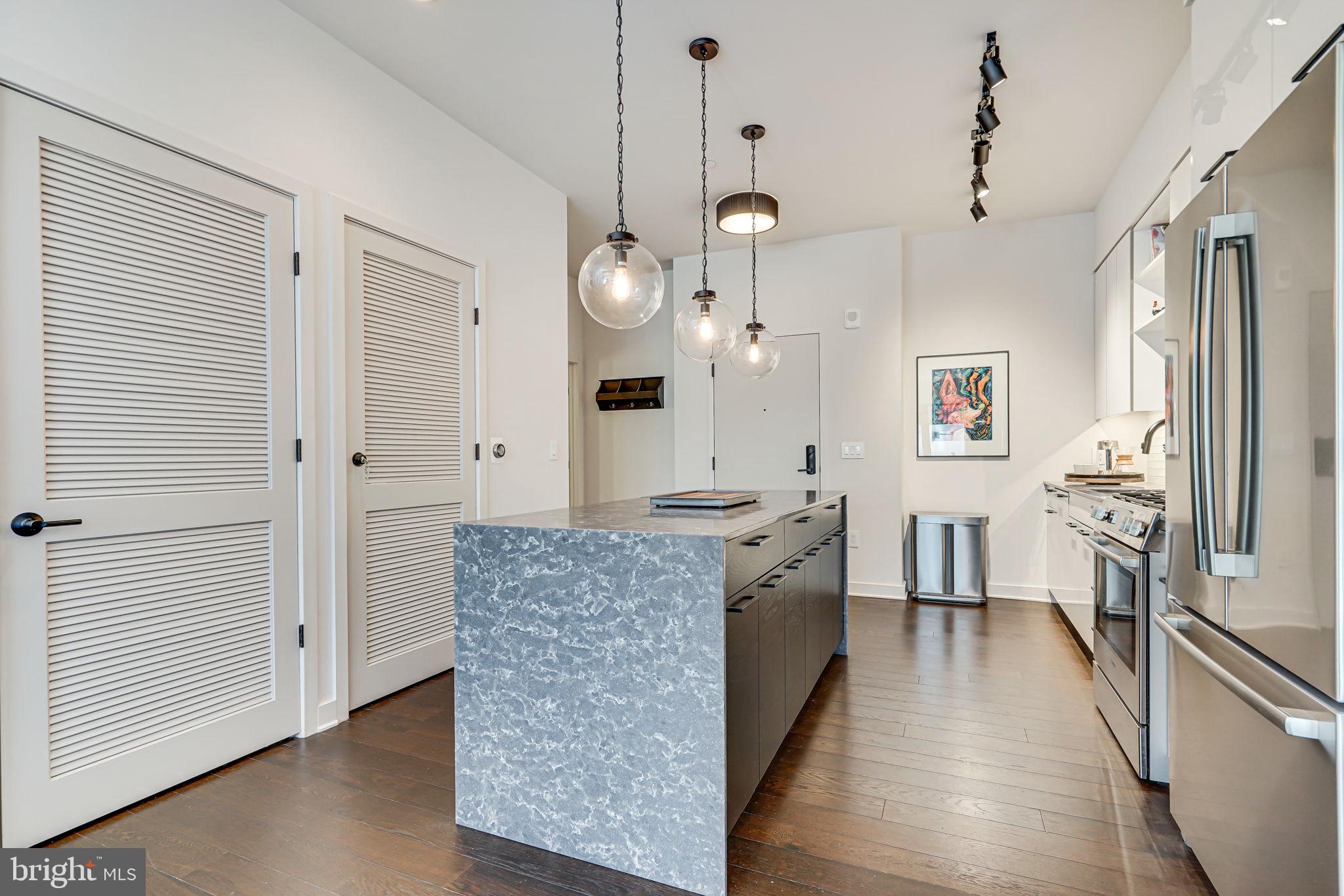 70 N St SE #N213