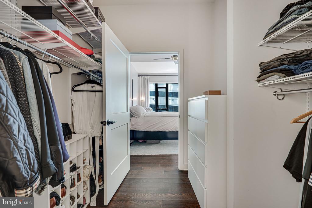 70 N St SE #N213