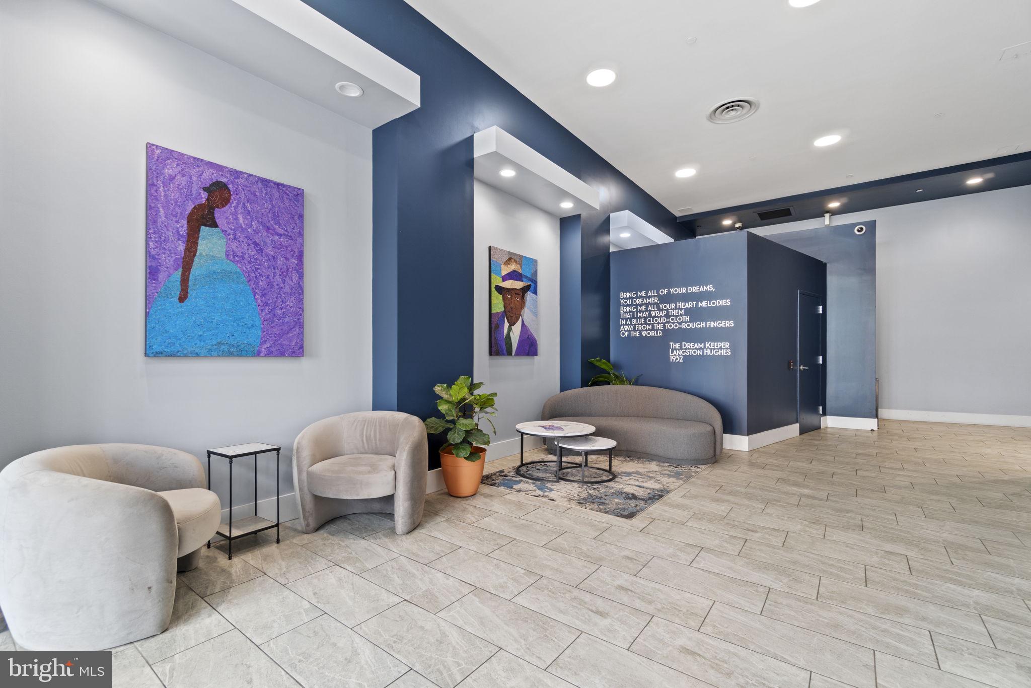 1390 V St NW #212