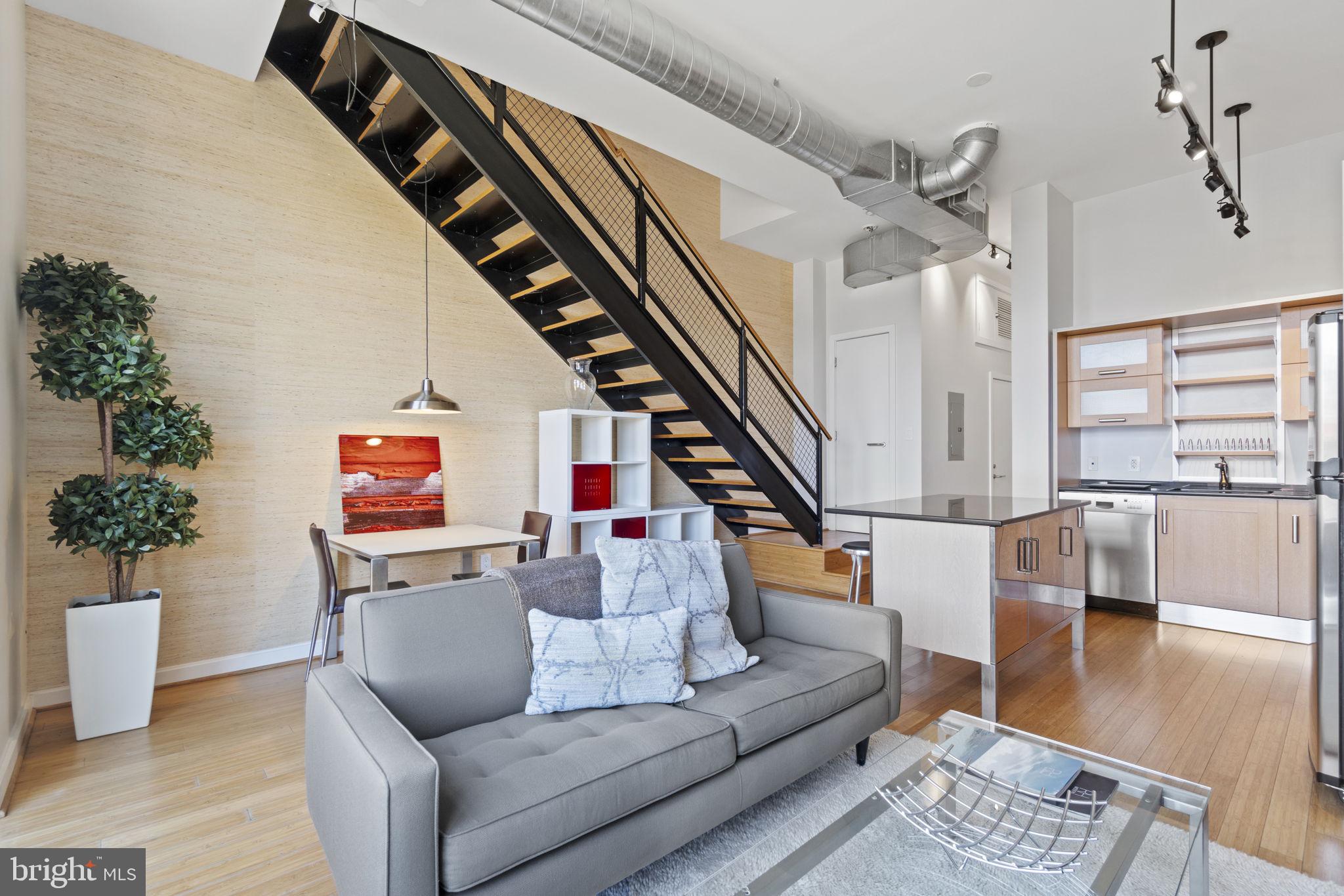 1390 V St NW #212