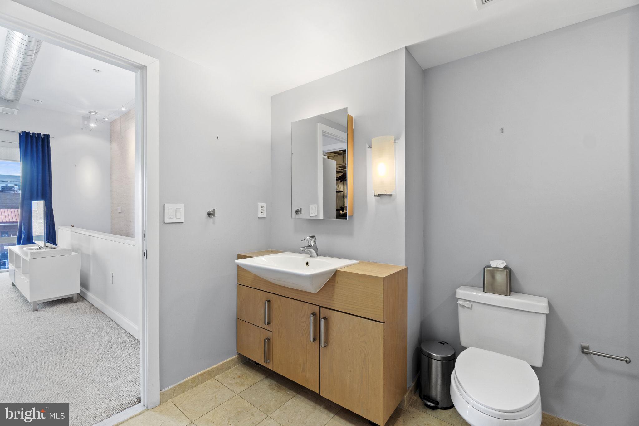 1390 V St NW #212