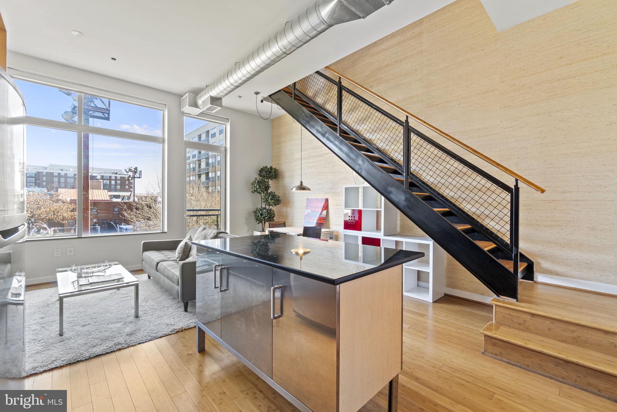 1390 V St NW #212