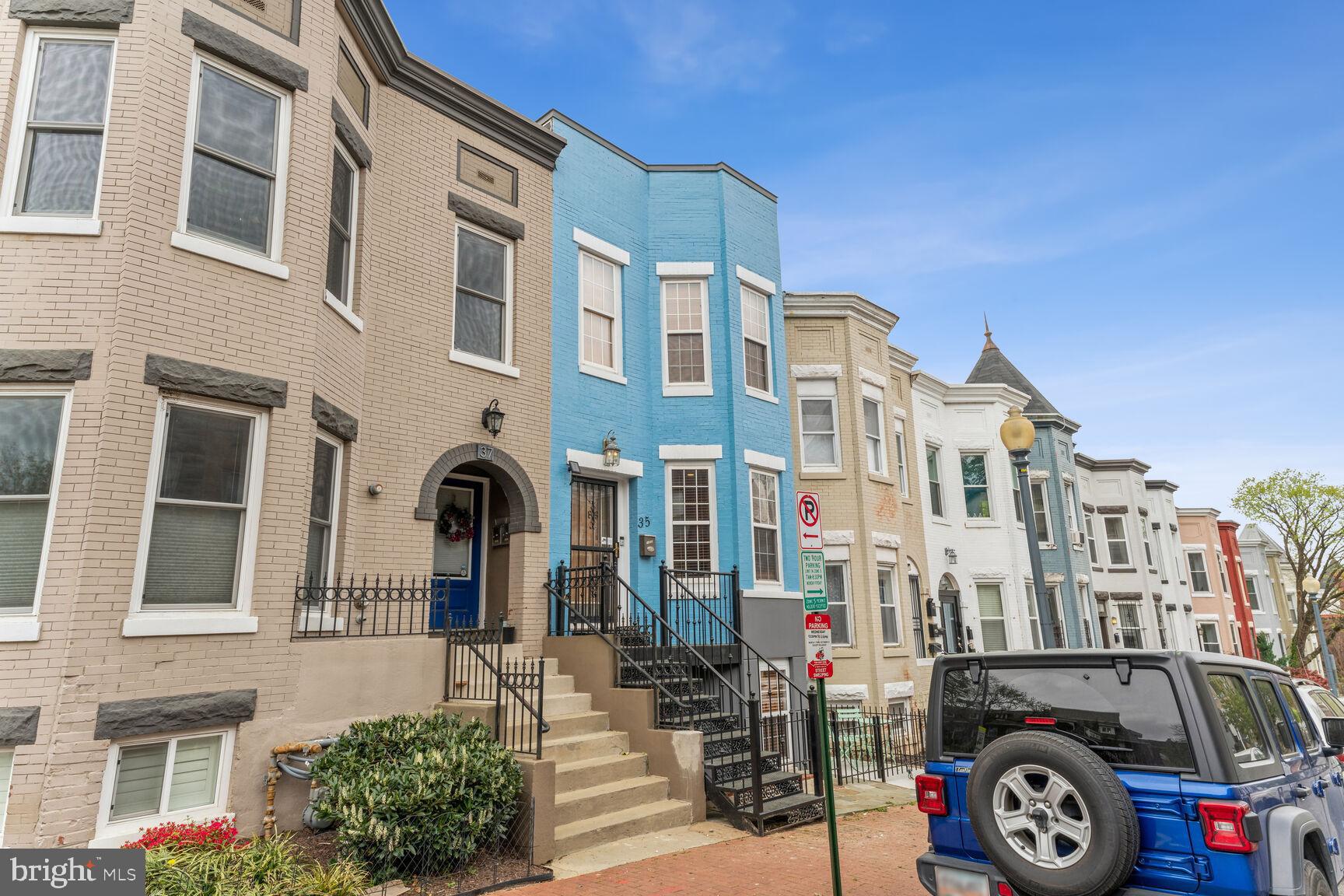 35 Todd Pl NE #1