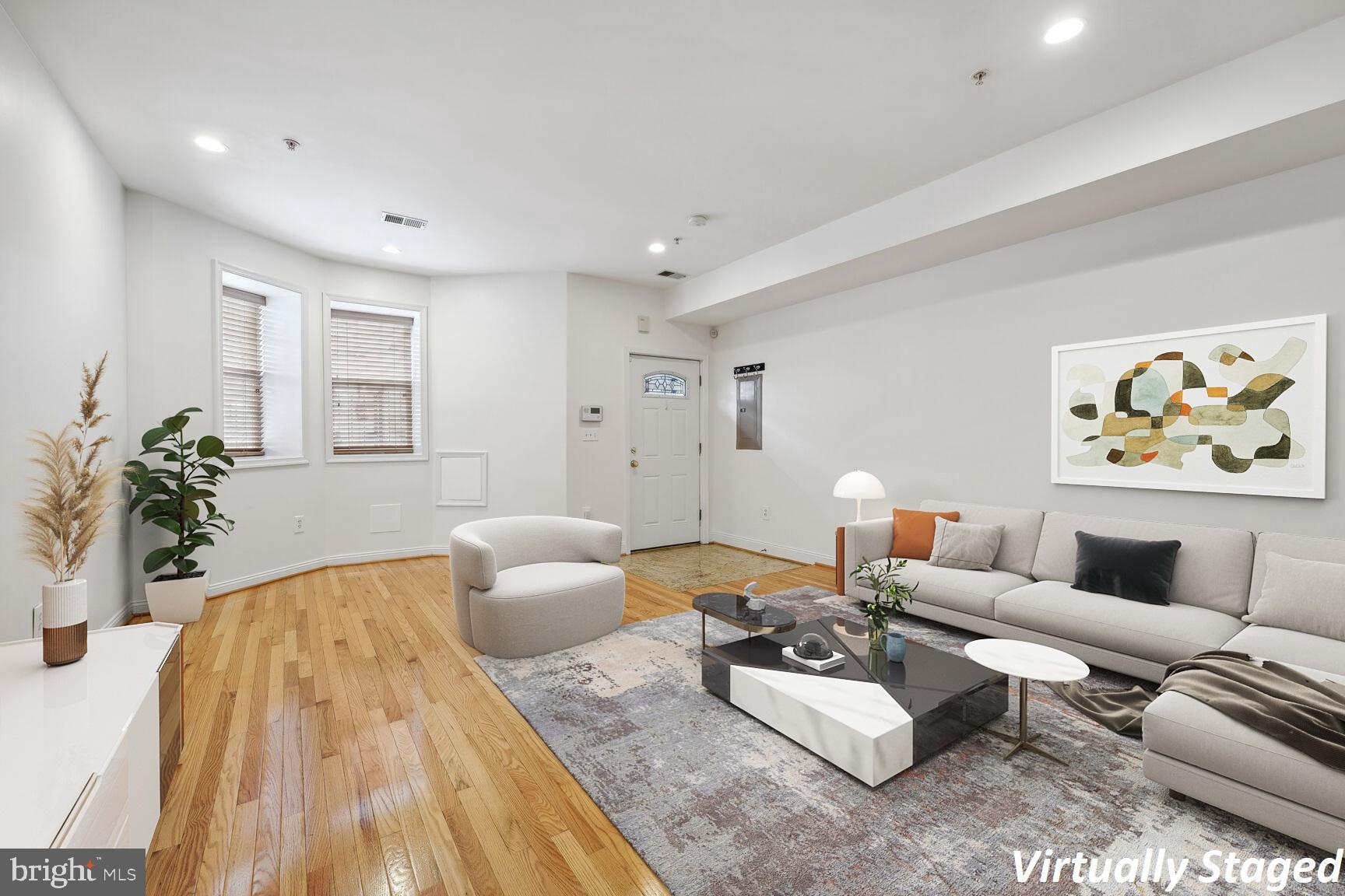 35 Todd Pl NE #1