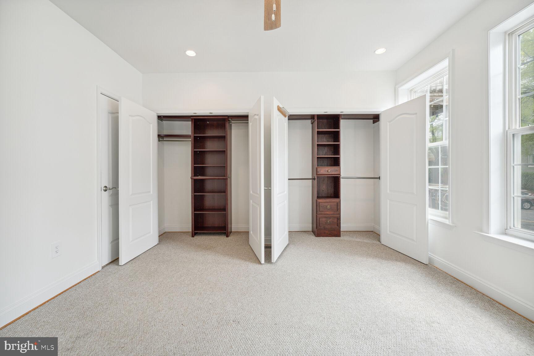 35 Todd Pl NE #1