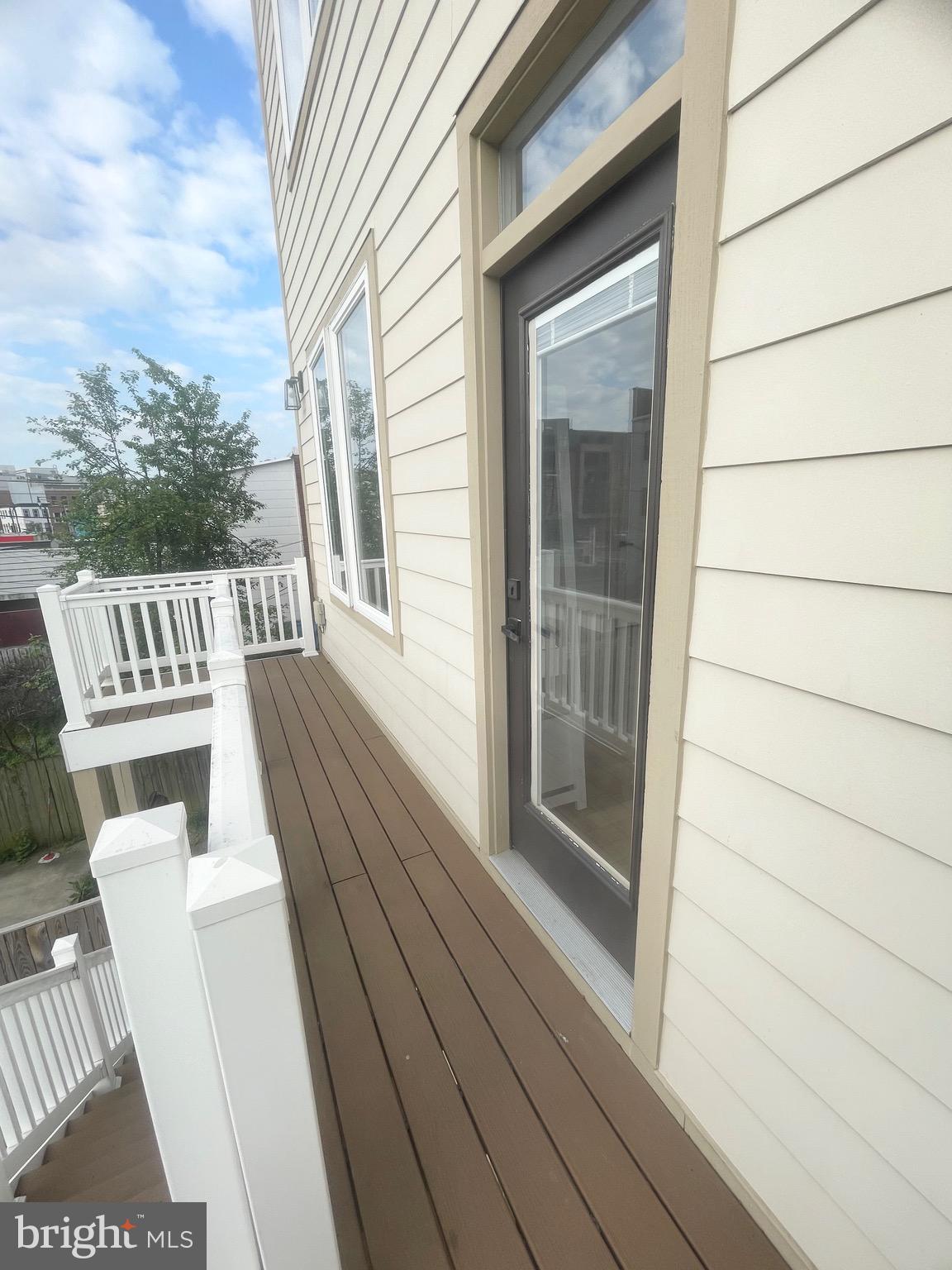 1117 Staples NE #2