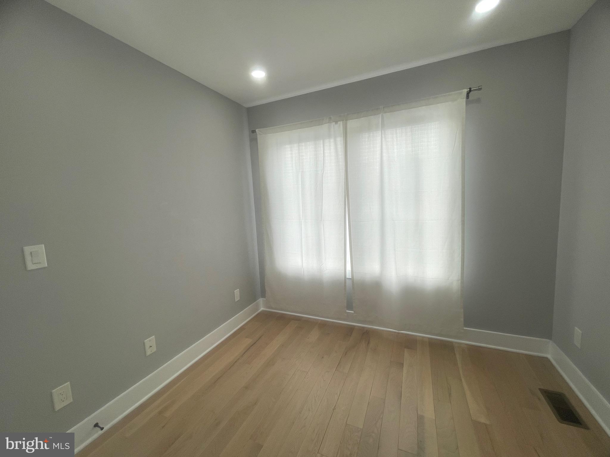 1117 Staples NE #2