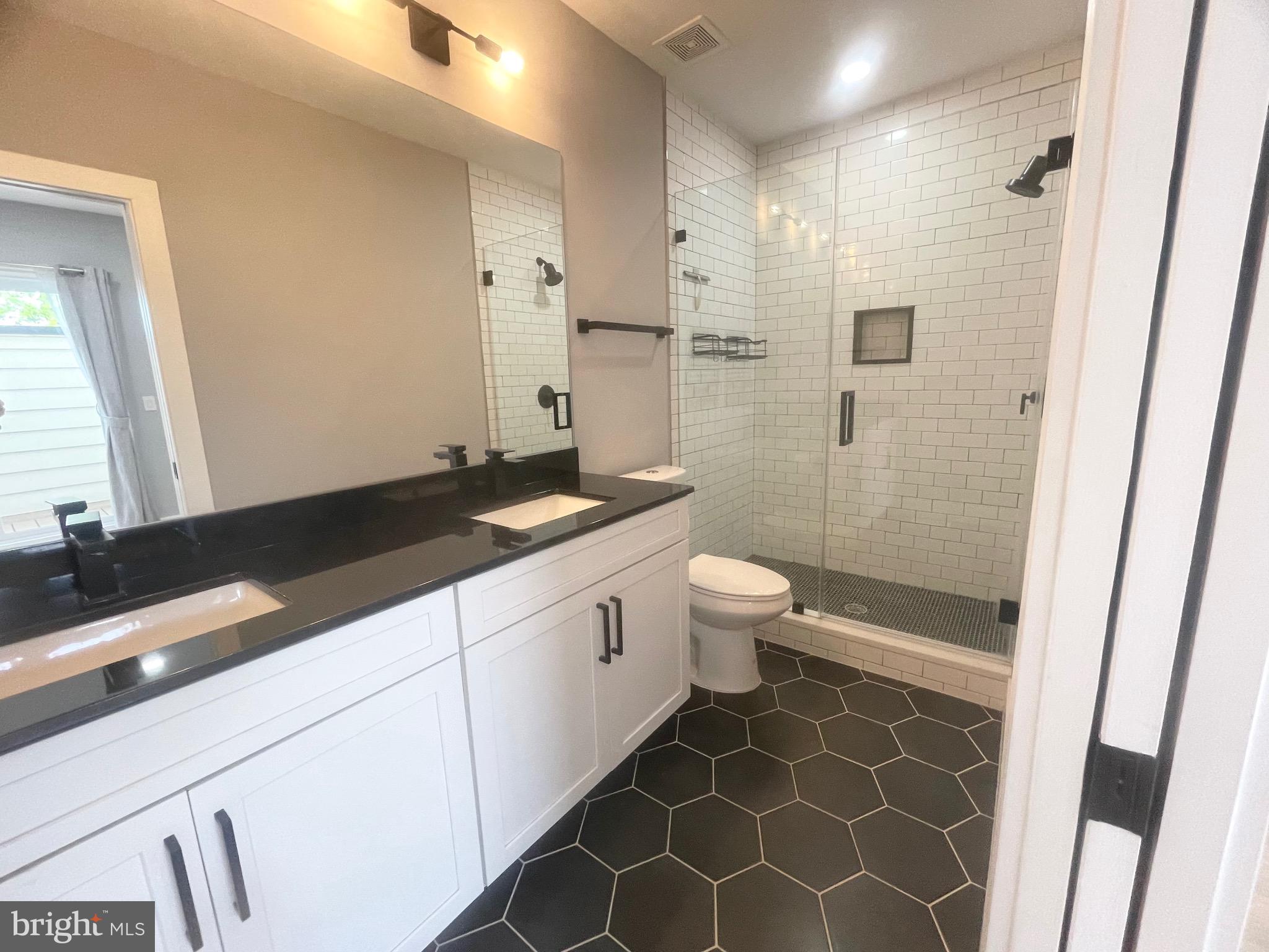 1117 Staples NE #2