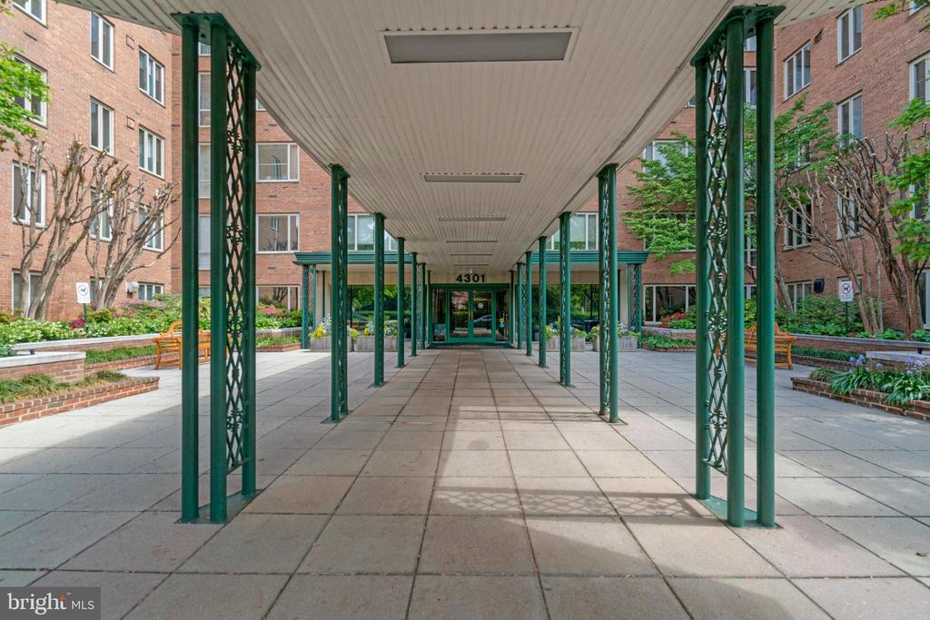 4301 Massachusetts Ave NW #6012