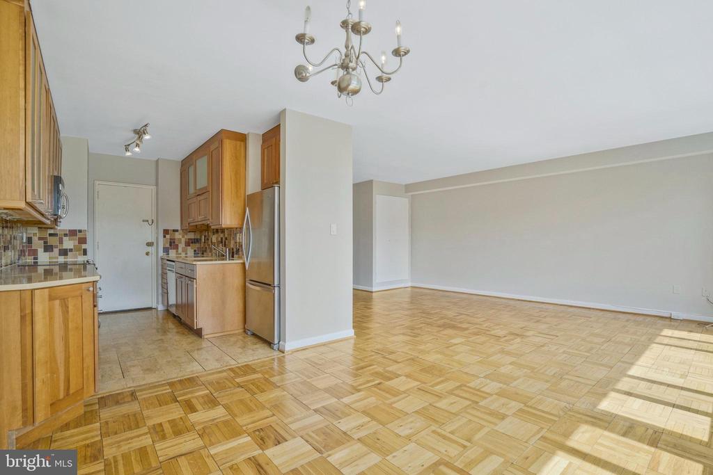 4301 Massachusetts Ave NW #6012