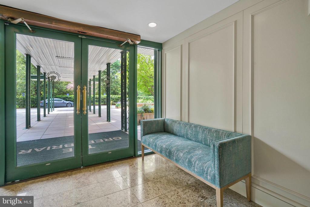 4301 Massachusetts Ave NW #6012
