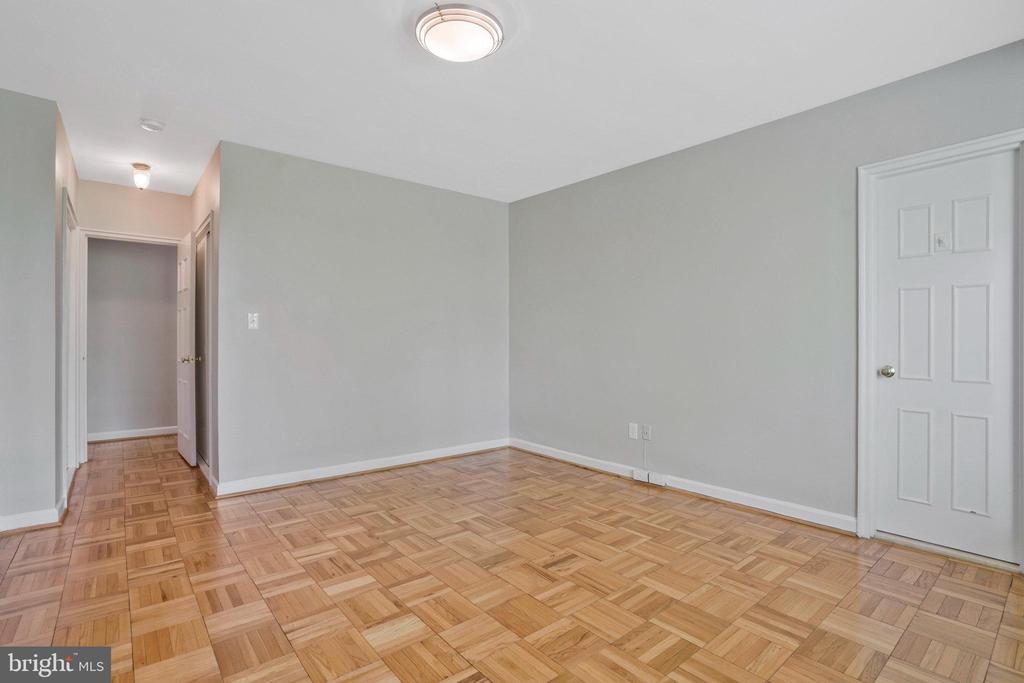 4301 Massachusetts Ave NW #6012