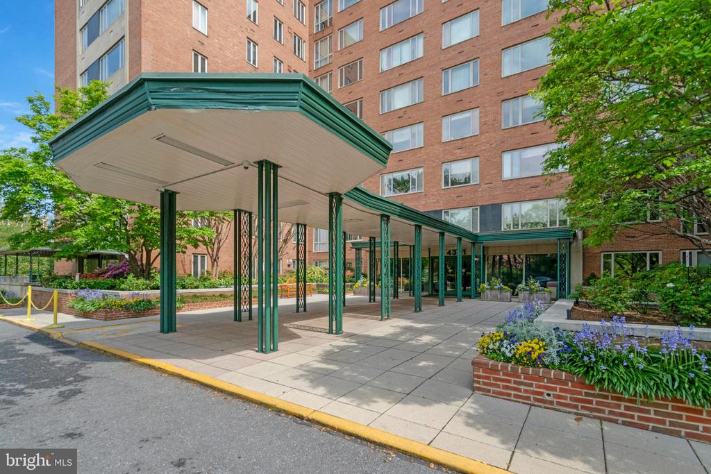 4301 Massachusetts Ave NW #6012