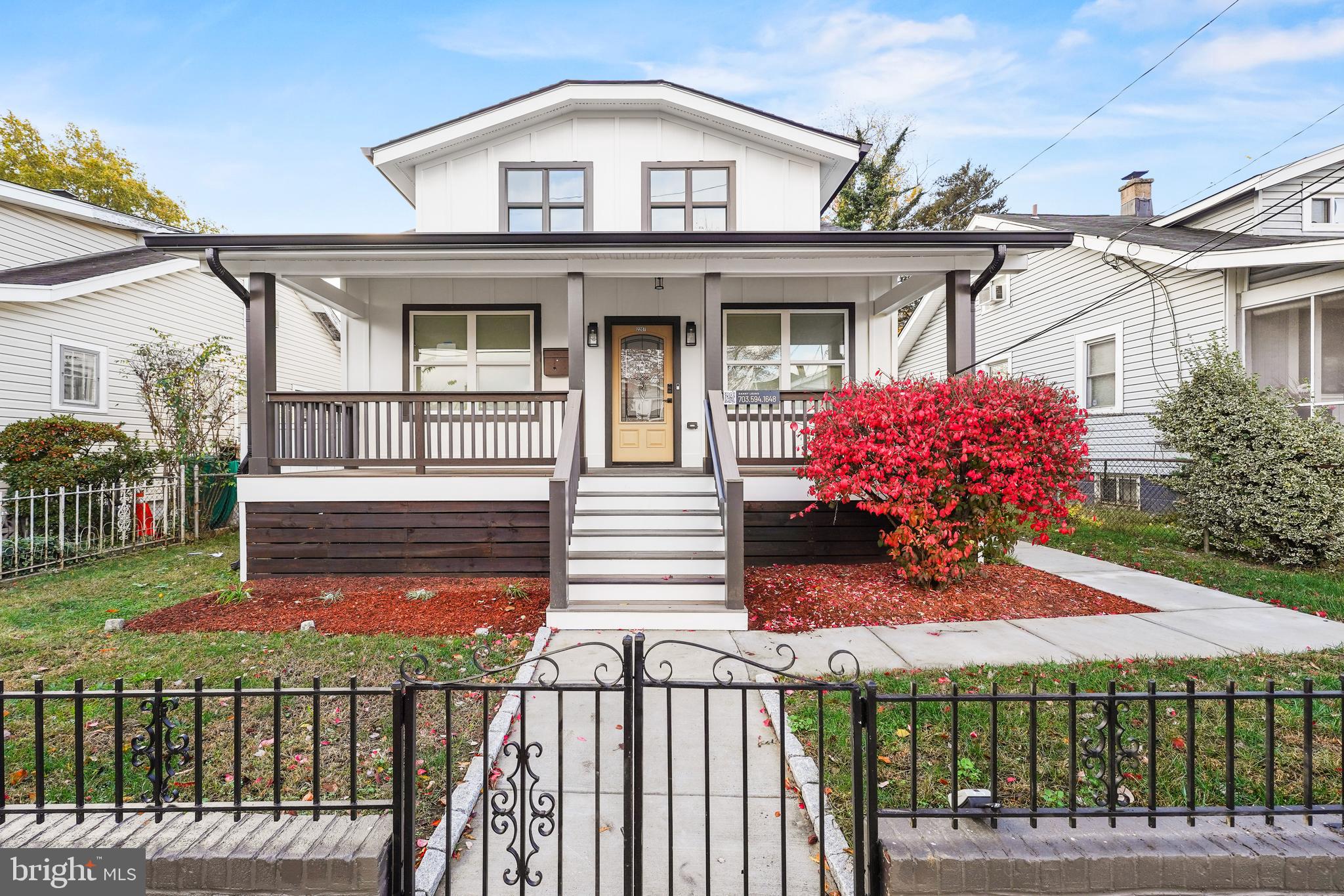 2207 Rand Pl NE