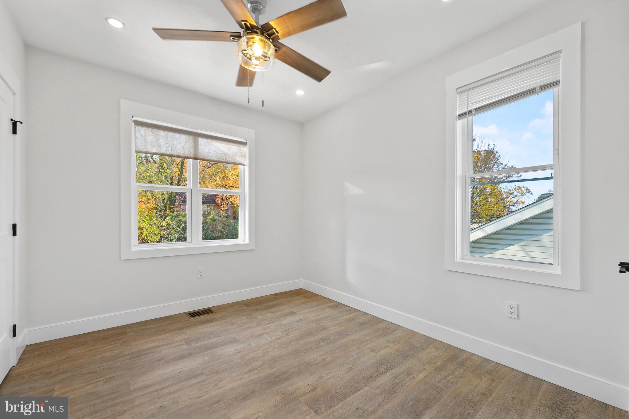 2207 Rand Pl NE