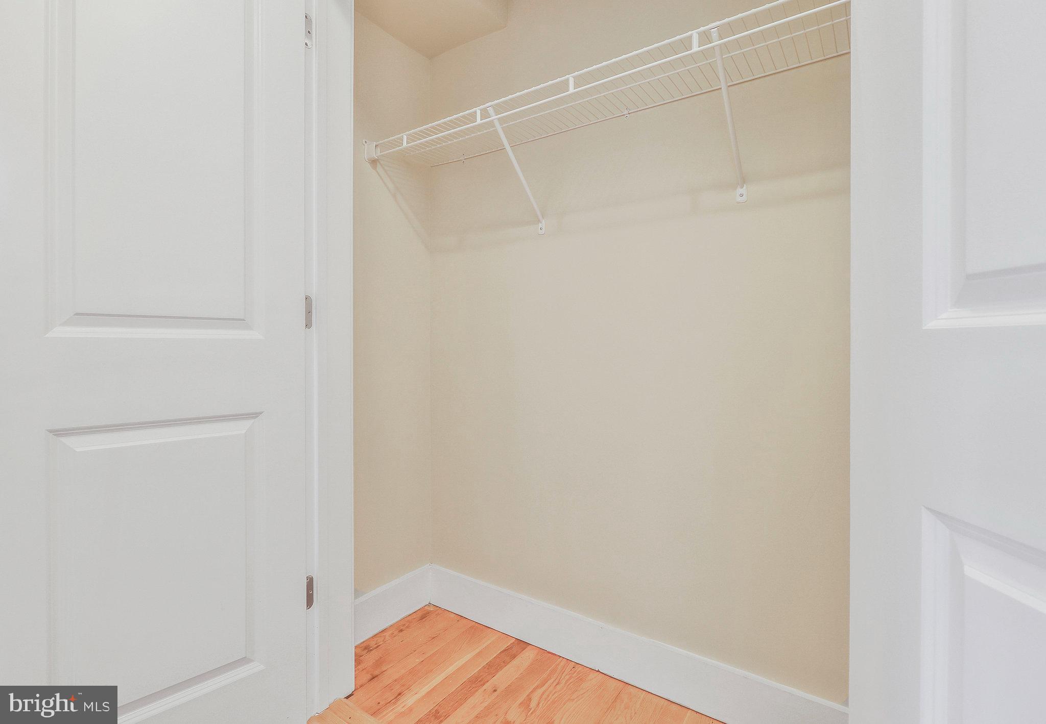 907 Euclid St NW #203