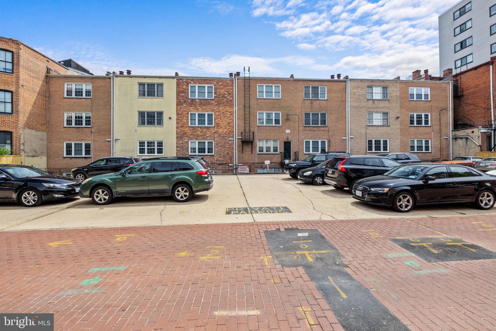 1757 Q St NW #D
