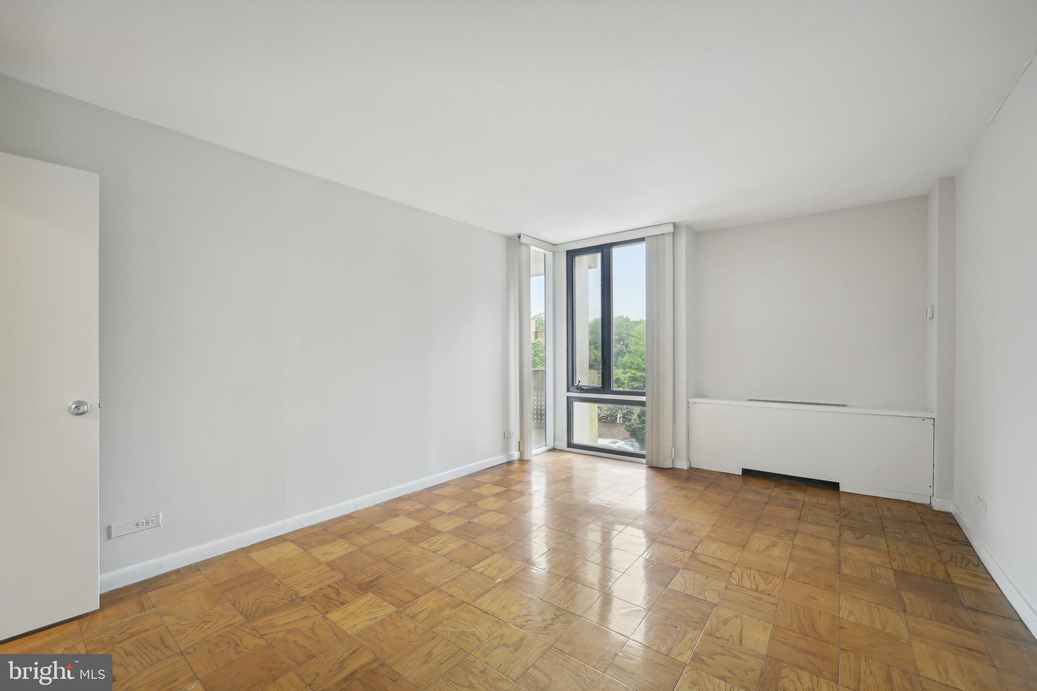 490 M St SW #W106