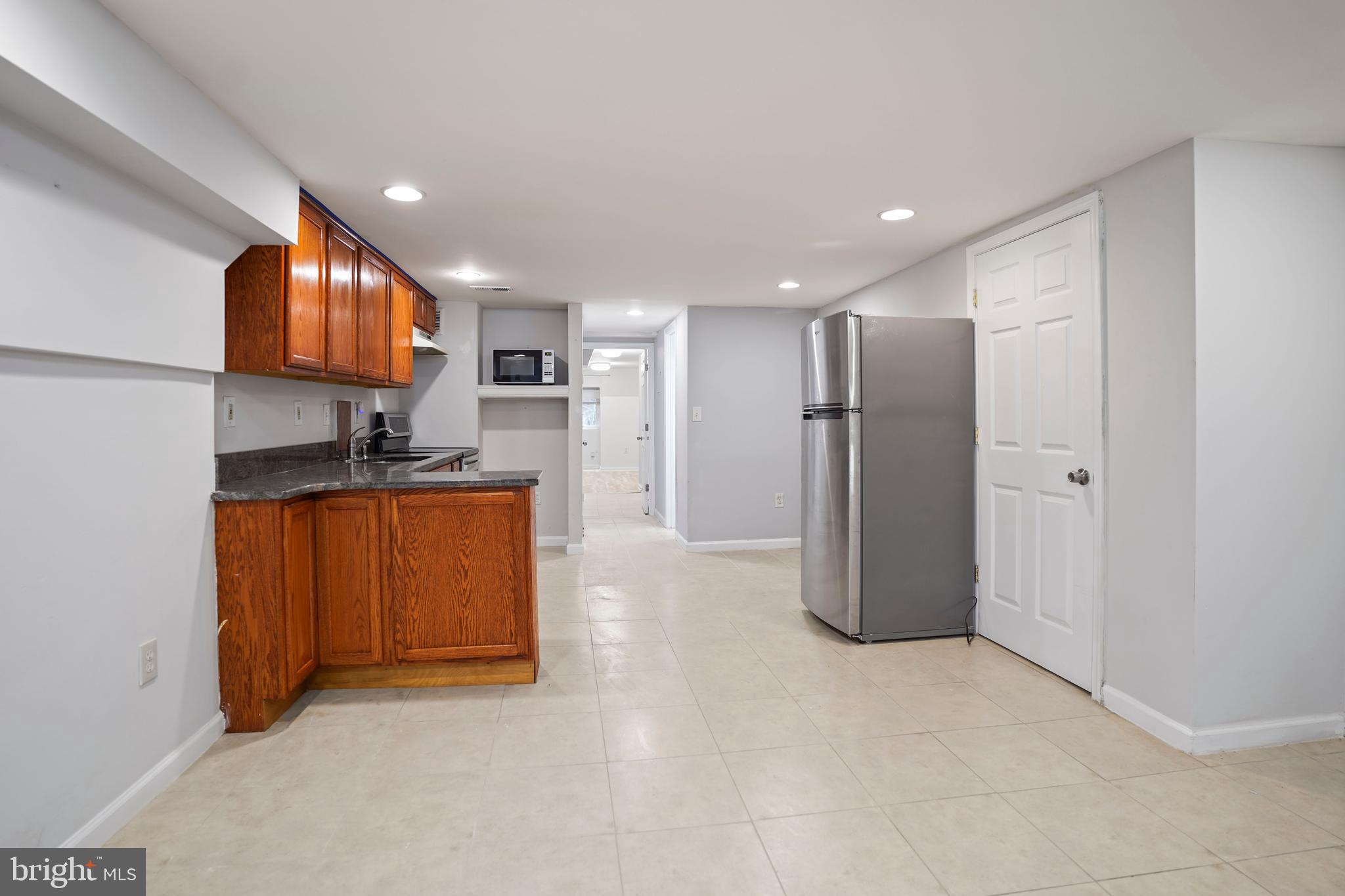1119 I St NE
