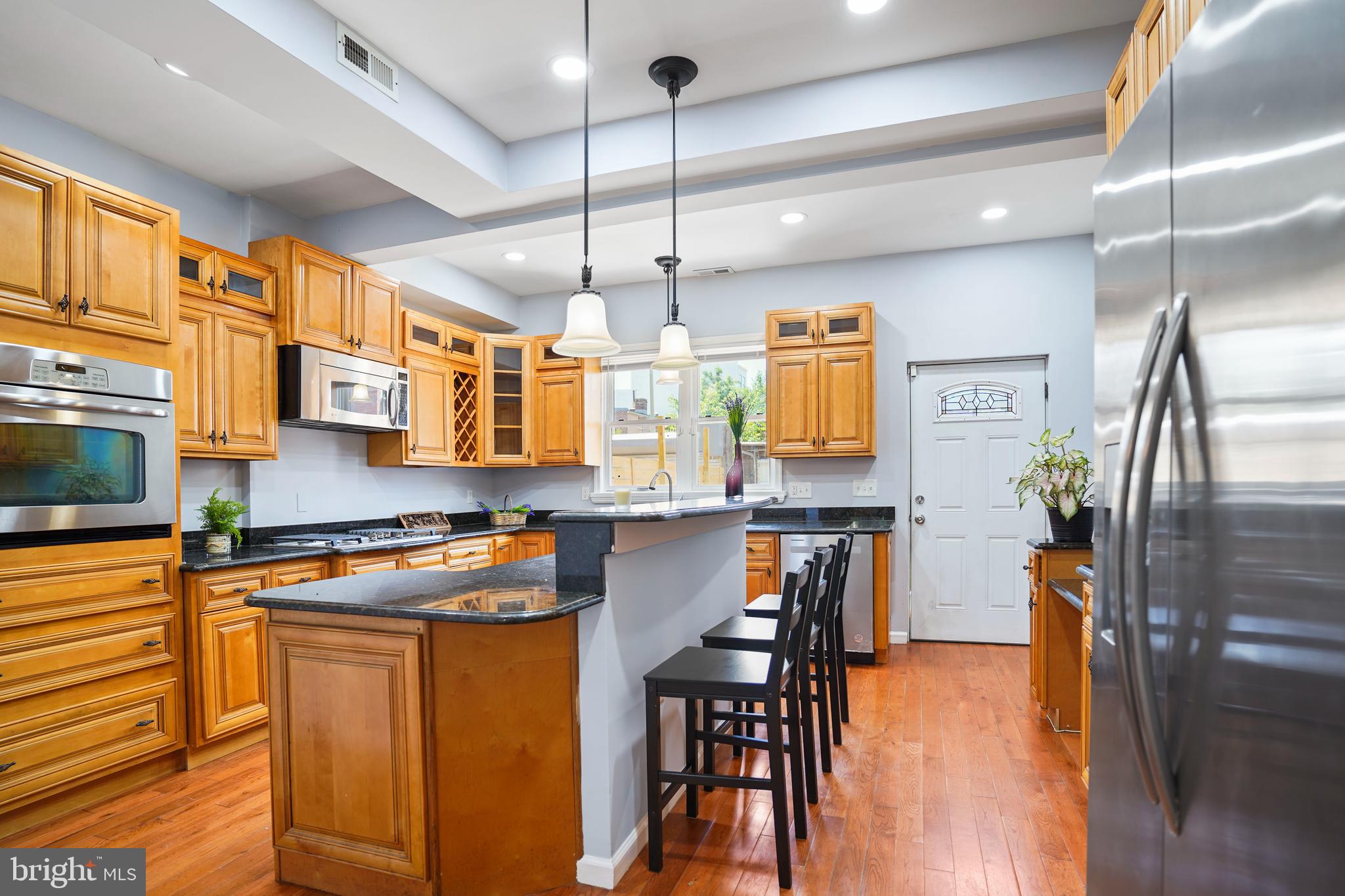 1119 I St NE