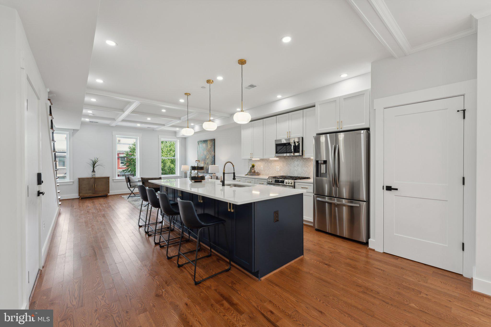 414 Luray Pl NW #2