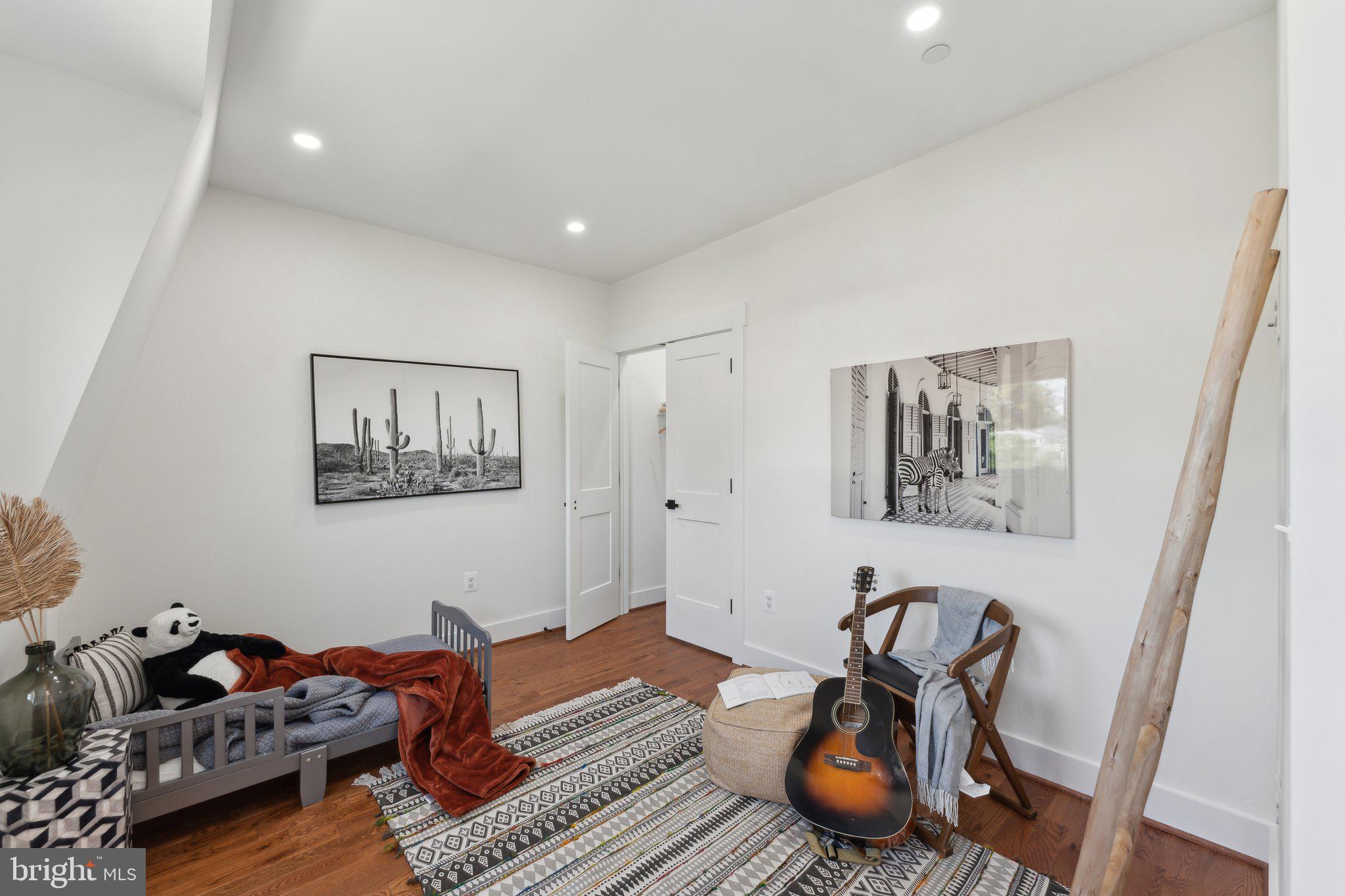 414 Luray Pl NW #2