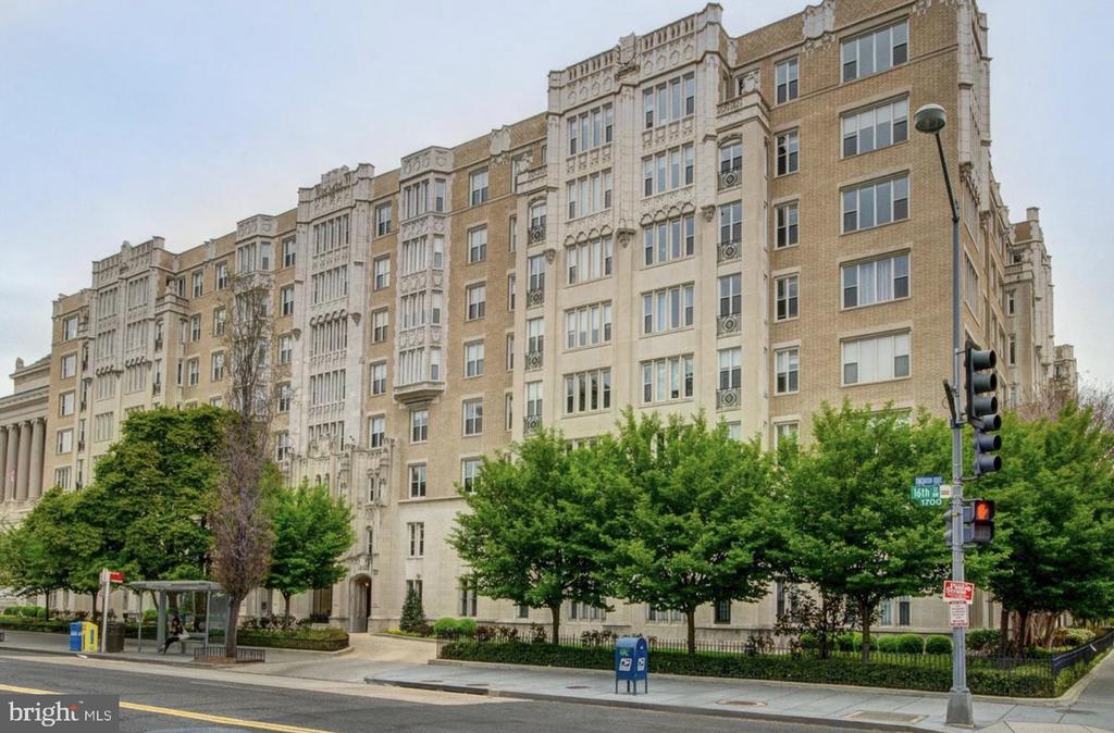 1701 16th St NW