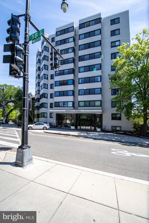 1601 18th St NW #518